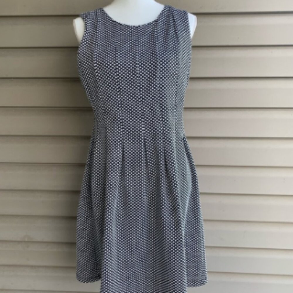 •Enfocus Studio•Black/White Sleeveless Dress-Size8